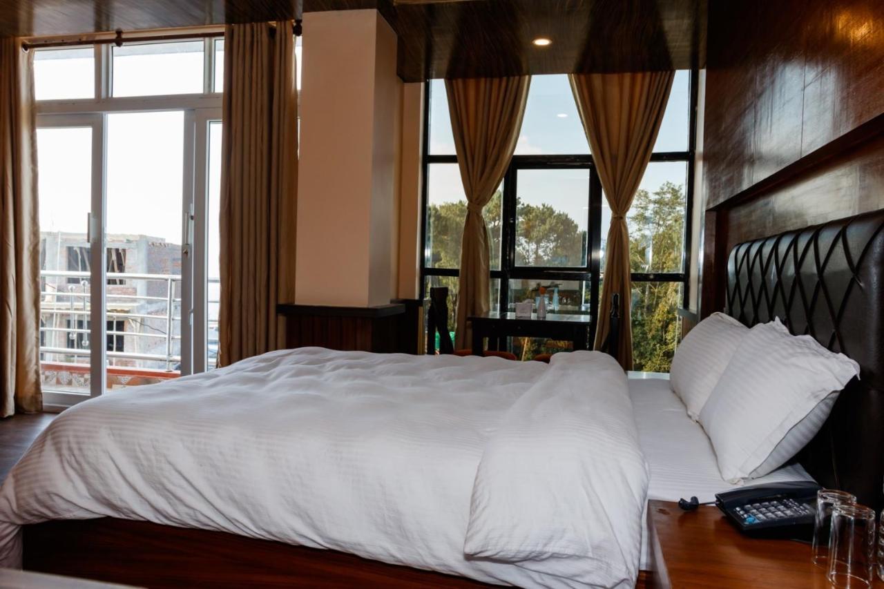Millennium Blue Hotel นาการ์ก็อต ภายนอก รูปภาพ